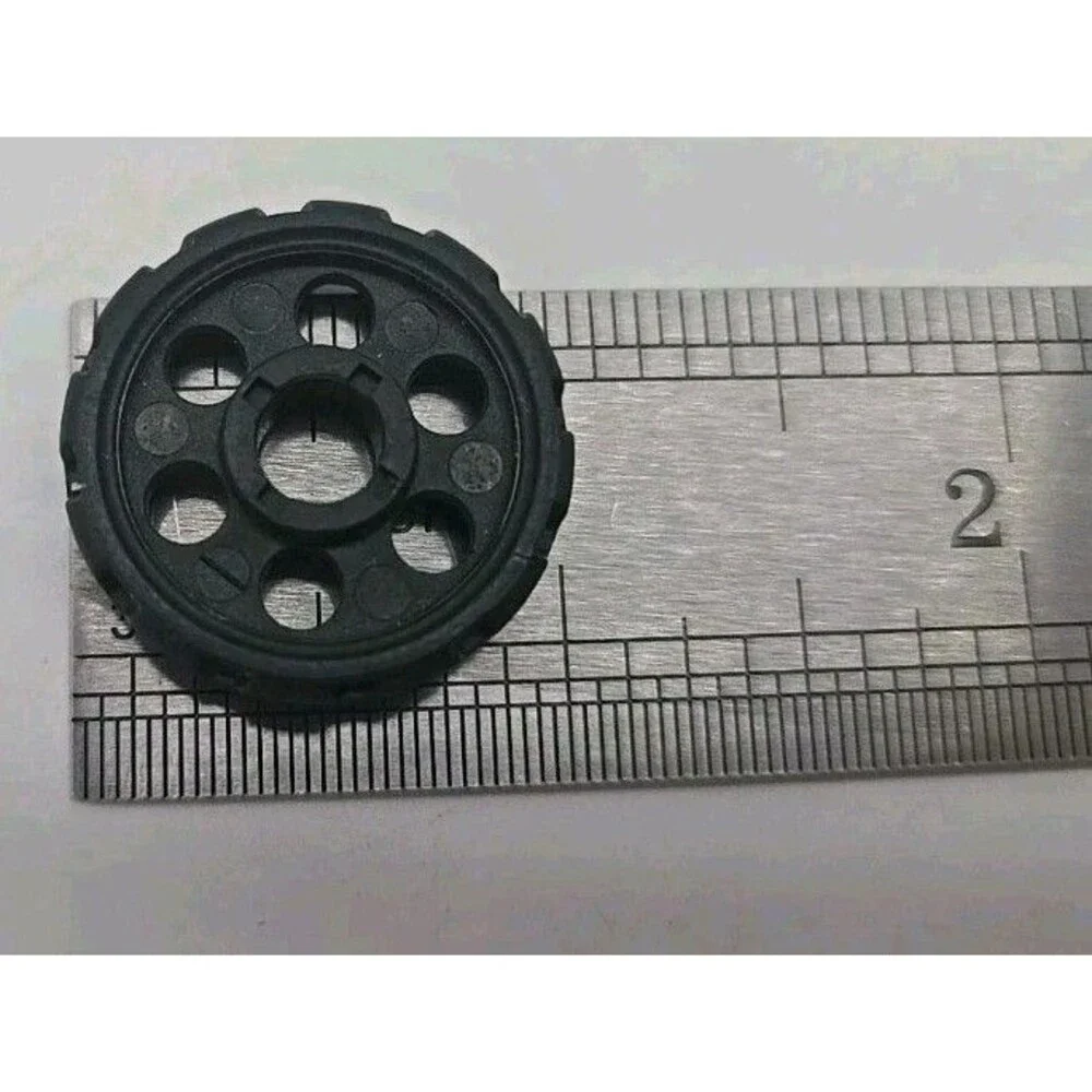 K'Nex Replacement Parts Pieces Lot 2 Black Wheels Rims Hubs Tires 1